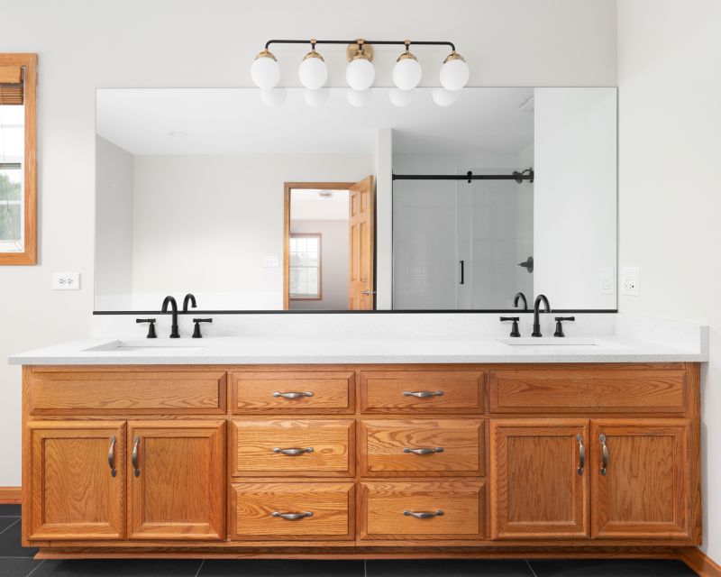 Mirror & Vanity Lighting